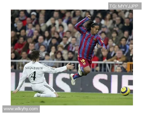 罗纳尔迪尼奥传奇人生：从巴西足球天才到世界足球舞台的璀璨星光